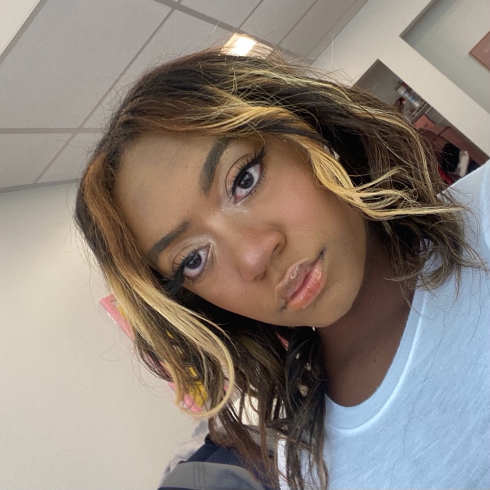 Meet your Posher, Kaylyn